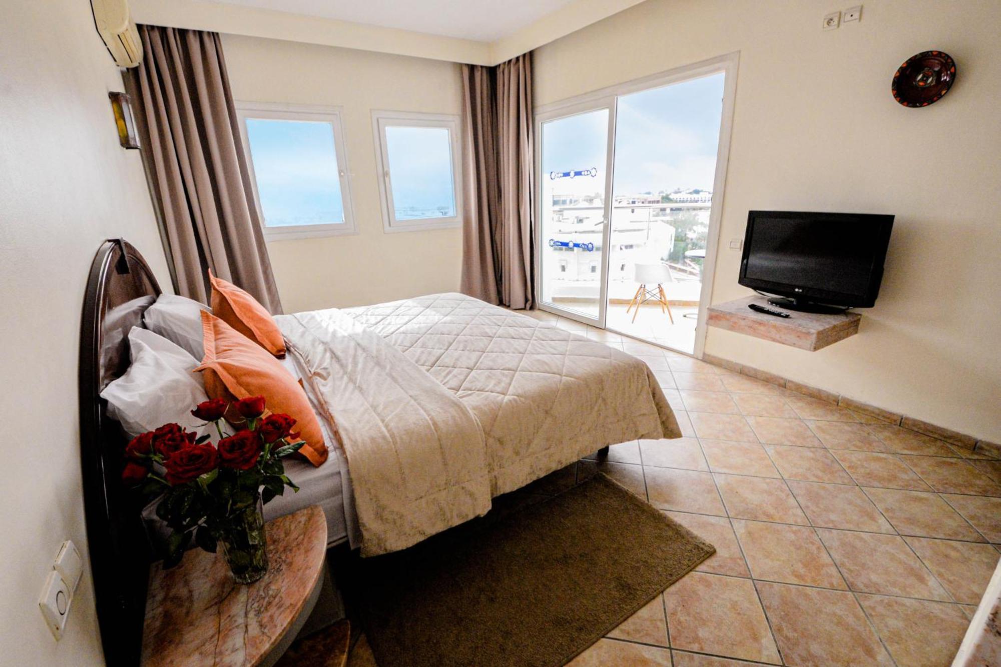 Intouriste Aparthotel