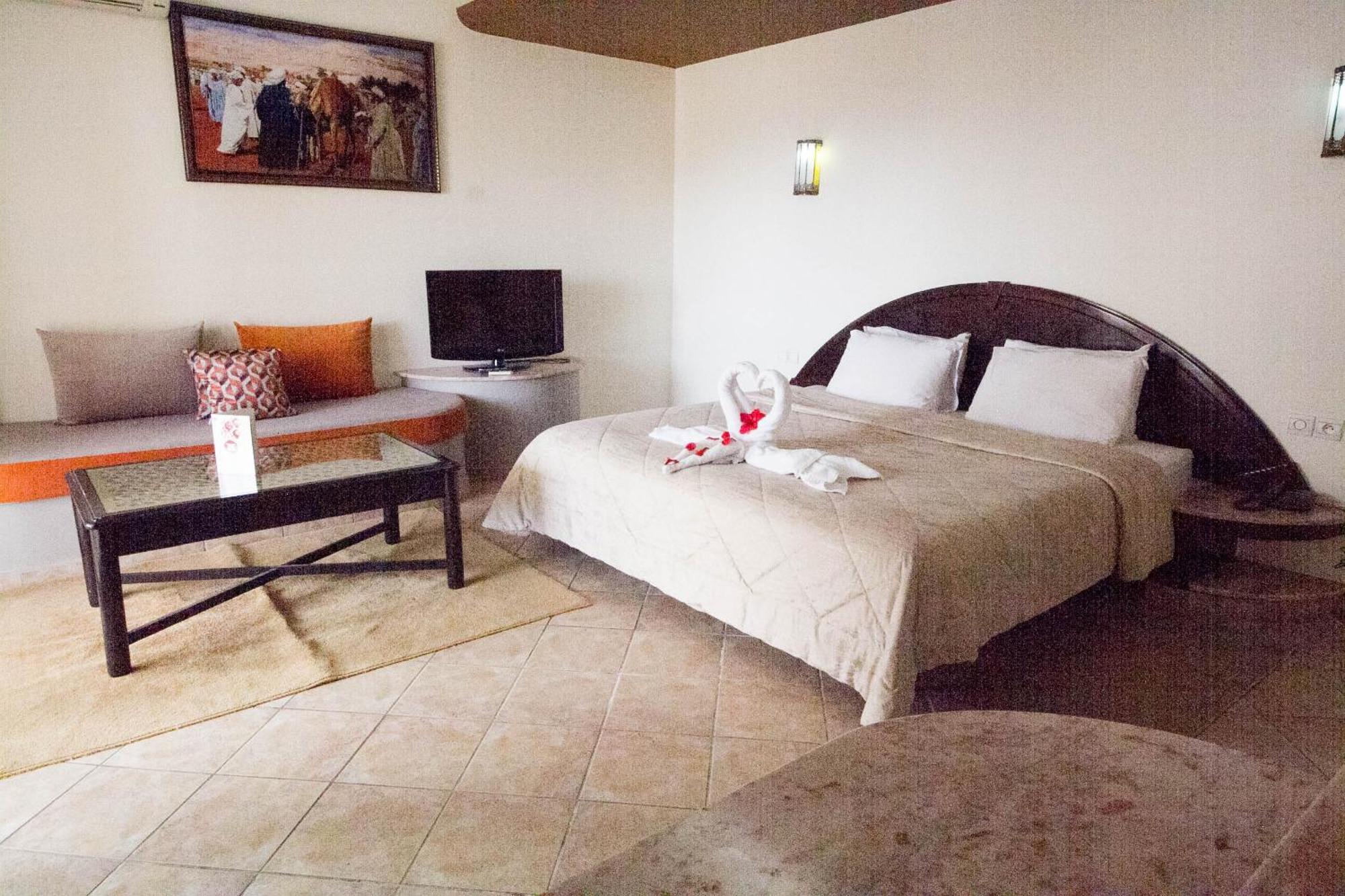 Intouriste Apart-hotel 4*